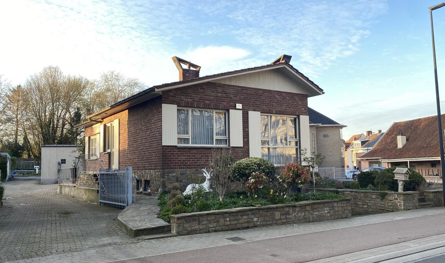 Maison unifamiliale à louer à Sint-Pieters-Leeuw