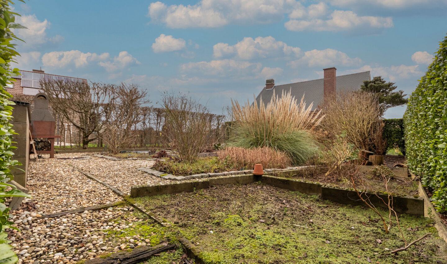 Villa à vendre à Sint-Pieters-Leeuw