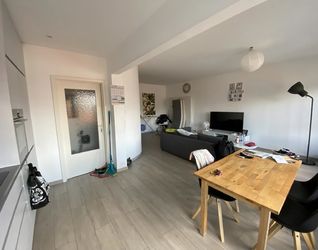 Appartement te huur in Sint-Pieters-Leeuw